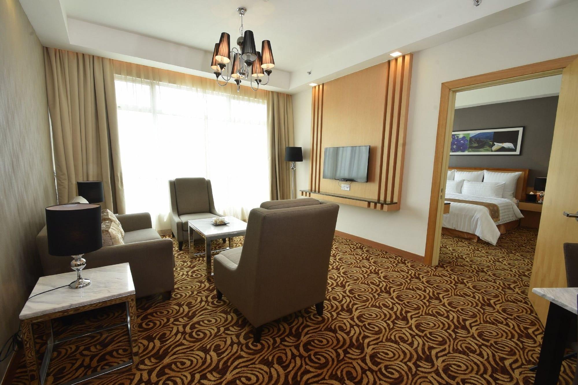 Tenera Hotel Бангі Екстер'єр фото Suite room