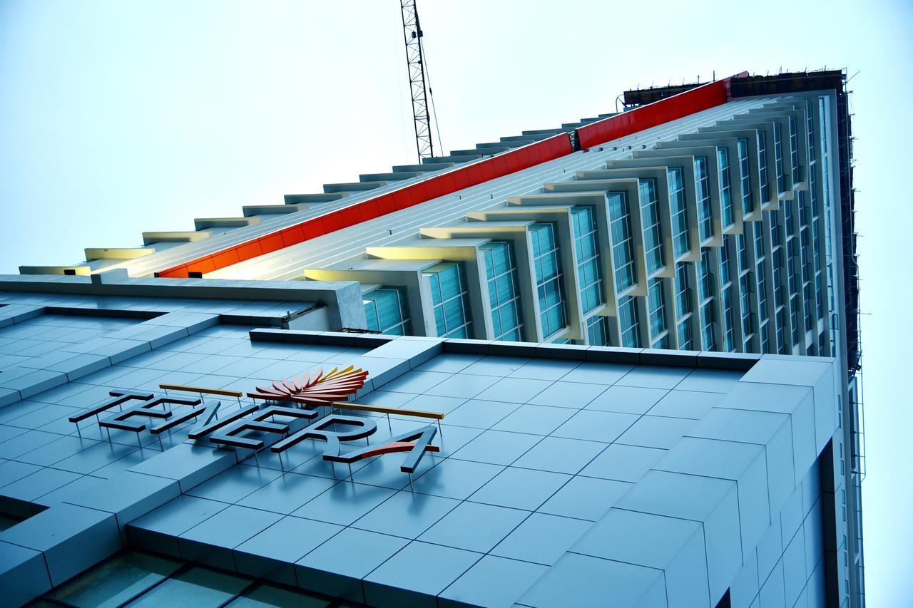 Tenera Hotel Бангі Екстер'єр фото The 2010 building