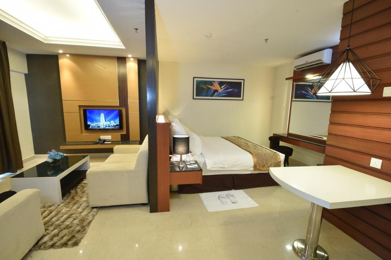 Tenera Hotel Бангі Екстер'єр фото A room at the hotel